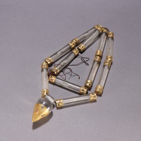 White Crystal Inlaid Gilt Bronze Carved Flower Pattern Necklace