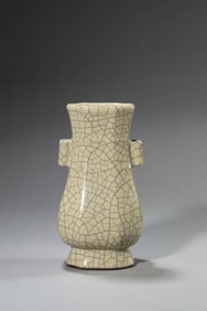A Ge-Type Vase