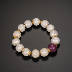 White Pearl Carved Shou Pattern Bead Bracelet