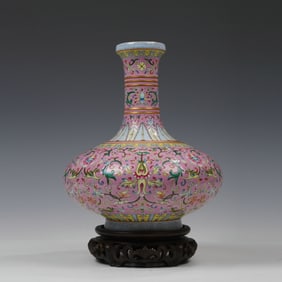 Famille Rose Flower Pattern Porcelain Vase