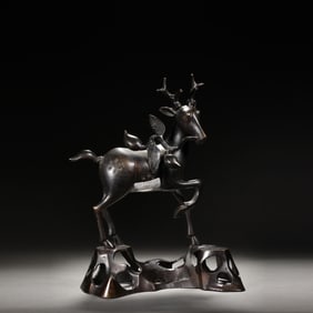 Bronze Carved Deer Shape Figure