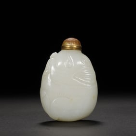Jade Carved Pig Shape Snuff Bottle
