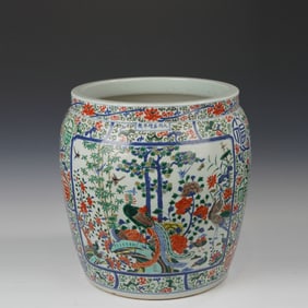 Wucai Flower and Bird Pattern Porcelain Pot