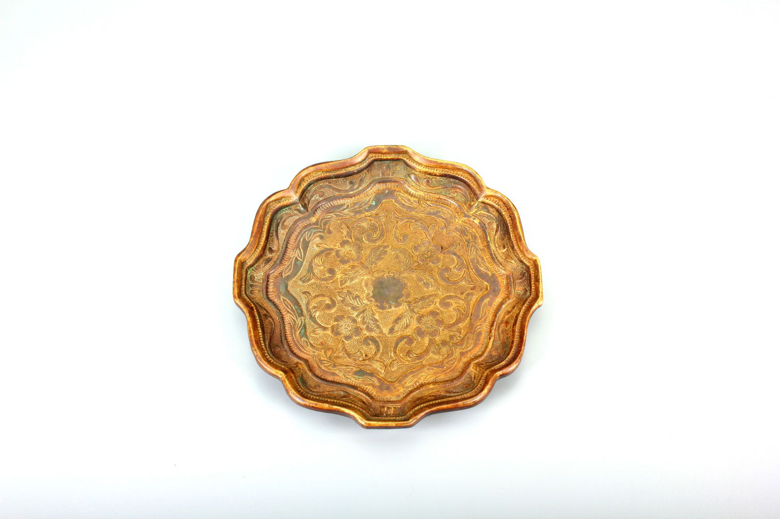 A BRONZE 'FLORAL' MALLOW-SHAPED INCENSE TRAY