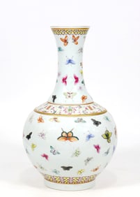 A FAMILLE ROSE 'BAT' VASE