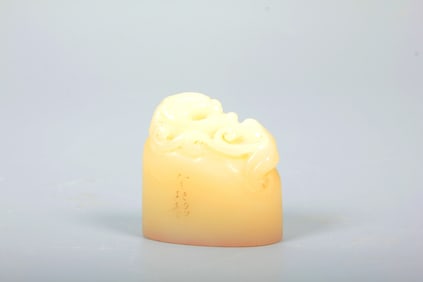 A SHOUSHAN STONE SEAL WITH DRAGON KNOB