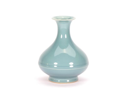 A VASE BLUE GLAZED VASE