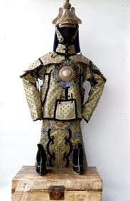 Silk Embroidery Inlaid White Pearl Carved Cloud and Dragon Pattern Dragon Robe