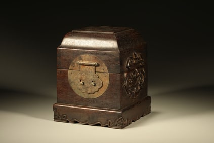 Red Sandalwood Carved Bat and Reishi Mushroom Pattern Lid Box