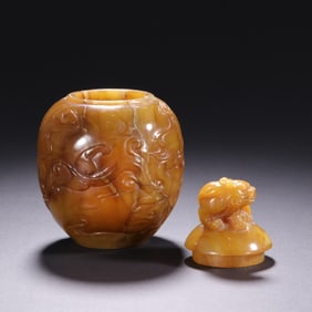 Shoushan Tianhuang Carved Dragon Pattern Beast Shape Lid Pot