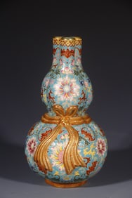 Famille Rose Flower and Bat Pattern Porcelain Gourd Shape Vase