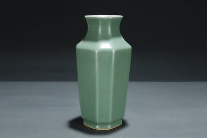Longquan Ware Porcelain Vase