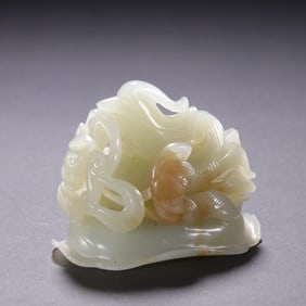 Jade Carved Magpie and Flower Shape Ornament