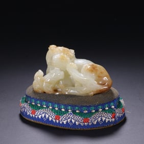 Jade Carved Beast Shape Ornament