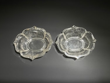 Pair of White Crystal Carved Lotus Flower Shape Bowl