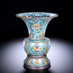 A CLOISONNÉ FLOWER VASE (GU)