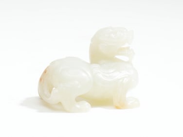 A HETIAN JADE AUSPICIOUS BEAST