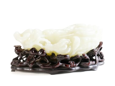 A HETIAN JADE BRUSH WASHER WITH BUDDHA'S HAND CITRON PATTERN