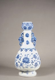 A BLUE-AND-WHITE LOTUS VASE