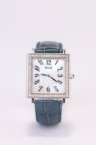A Piaget 18k White Gold Diamond-Set Manual Mechanical Ultra-Thin Steel Watch