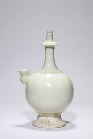 A White Porcelain Ritual Vase