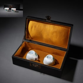 Pair of Famille Rose Lotus Flower Pattern Porcelain Cup