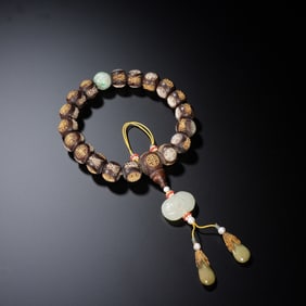 Agarwood Inlaid Gilt Silver Carved Shou Pattern Eighteen Praying Bead Bracelet