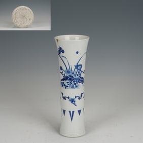 Blue and White Lotus Flower Pattern Porcelain Flower Pot