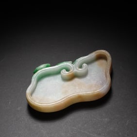 Jadeite Carved Reishi Mushroom Shape Washer
