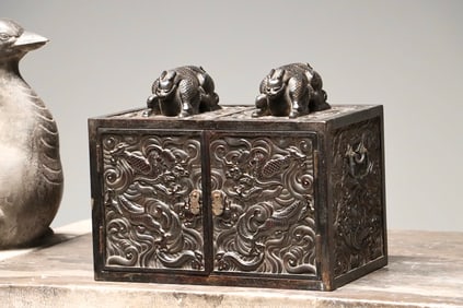 Red Sandalwood Carved Dragon Pattern Cabinet