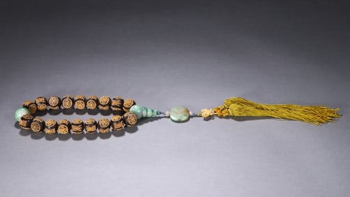 Agarwood Inlaid Gilt Bronze Carved Shou Pattern Bead Bracelet