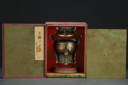 Chinese Bronze Gold Inlaid Carved Dragon Pattern Double Ears Ding