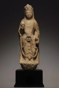 White Stone GuanYin Figure