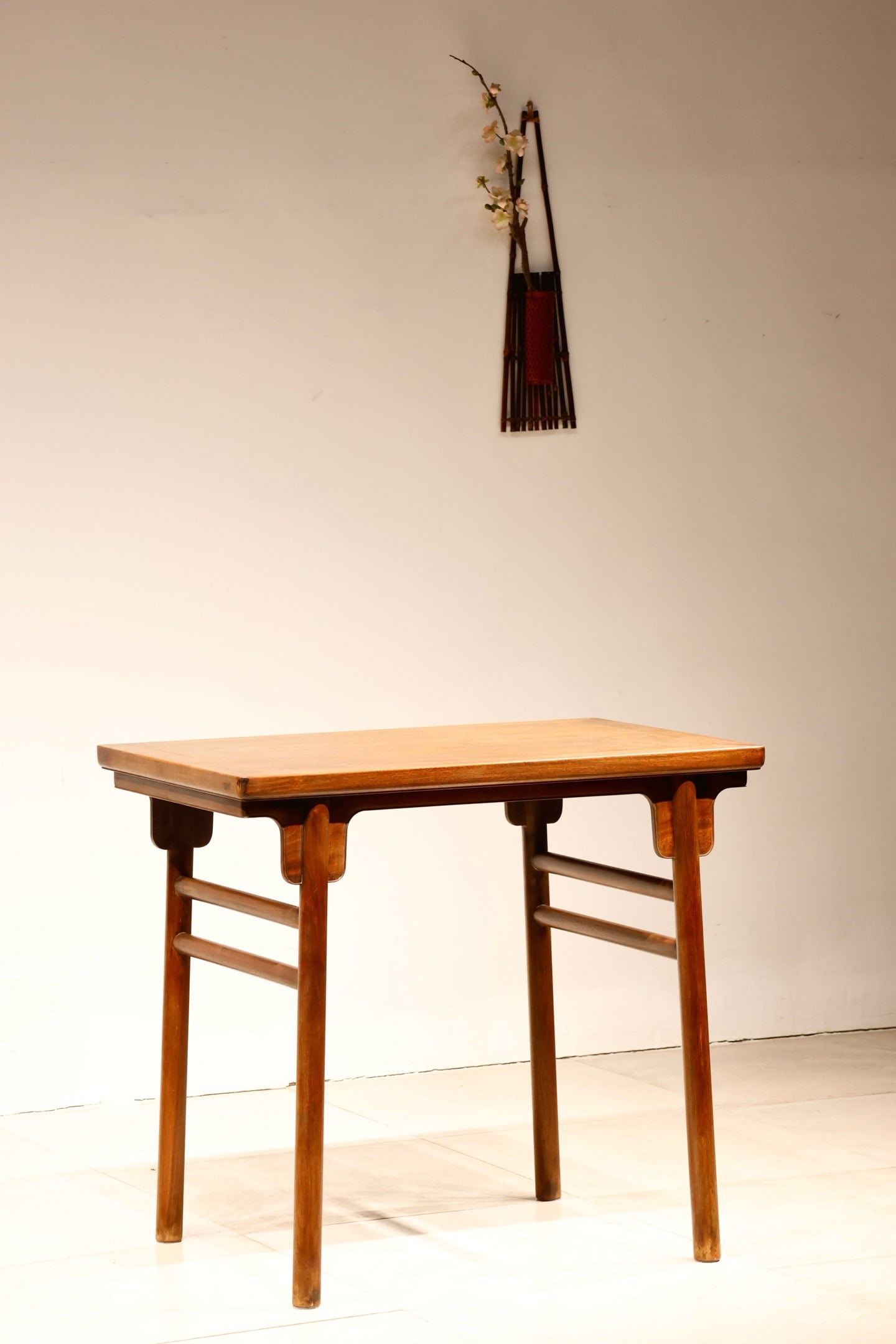Huanghuali Wood Table: Huanghuali Wood Table ?88 x 58 x 78cm?