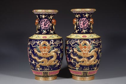 Pair of Enamel Drawing Dragon Pattern Porcelain Vase