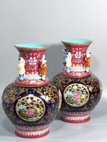 Pair of Enamel Drawing Gold Drawing Flower Pattern Porcelain Child Shape Movable Vase
