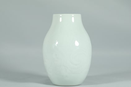 Light Grey Glazed Carved Dragon Pattern Porcelain Zun