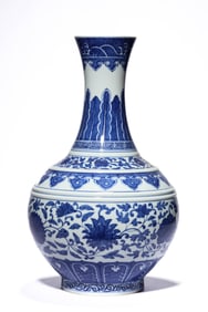 A Blue and White Vase