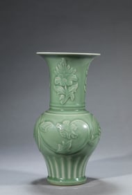 A Longquan Celadon Flower Gu