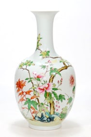 A CLOISONNE ENAMEL 'FLORAL' VASE