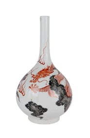 A FAMILLE ROSE DRAGON BOTTLE VASE