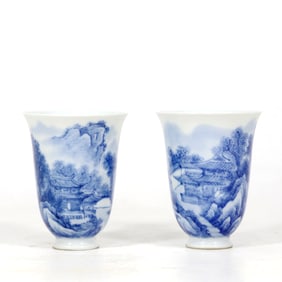 A BLUE AND WHITE LANDSCAPE FRAGRANCE CUP