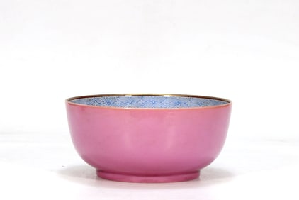 A CLOISONNE ENAMEL ROUGE-GROUND BOWL WITH INTERIOR PAINTED FLORAL PATTERN