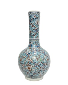A DOUCAI LOTUS FLORAL VASE
