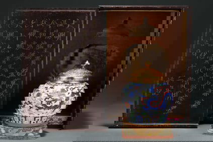 Doucai Flower and Dragon Pattern Porcelain Lid Pot