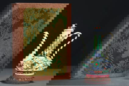 Doucai Lotus Flower and Mandarin Duck Pattern Porcelain Pot