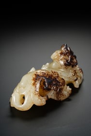 Jade Carved Beast Shape Ornament