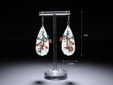 Pair of Jade Inlaid Blue Feather Carved Flower Pattern Earring