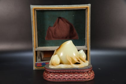 Jade Carved Peach Shape Ornament