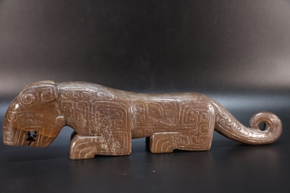 Jade Carved Beast Face Pattern Tiger Shape Ornament